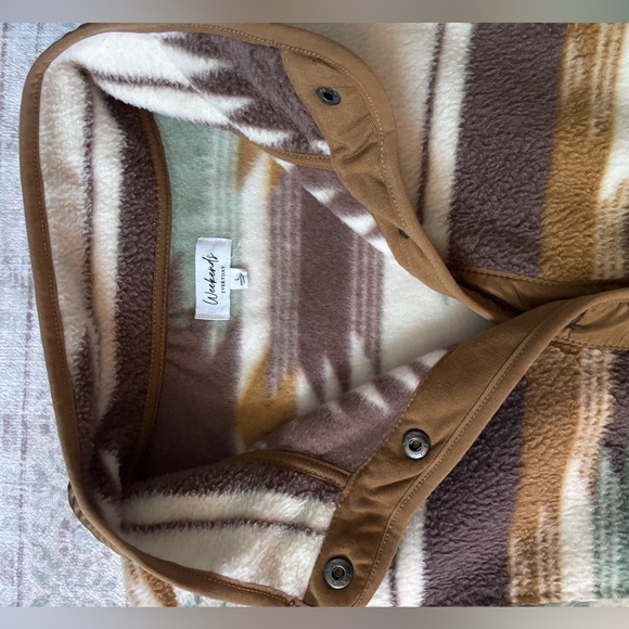 Patterned Fleece Jacket - Picture 2 of 7